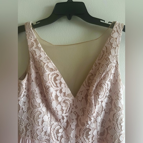 David’s Bridal Petal Pink Long Dress Size 6 - Picture 3 of 6